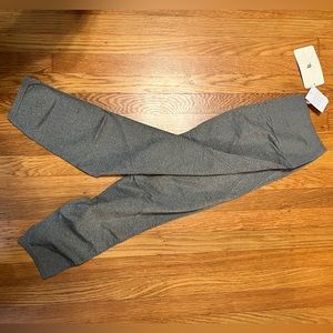 Micro cut out outwork pants -NWT-XL- fabletics